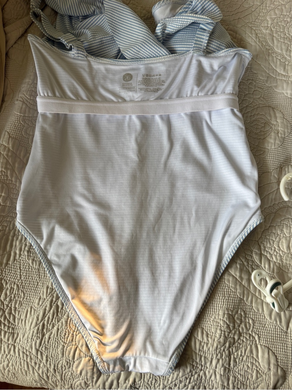 Kindred Bravely Blue/Whte Seersucker Ruffle Wrap Maternity Swimsuit, M, MSRP $89 - Picture 9 of 10